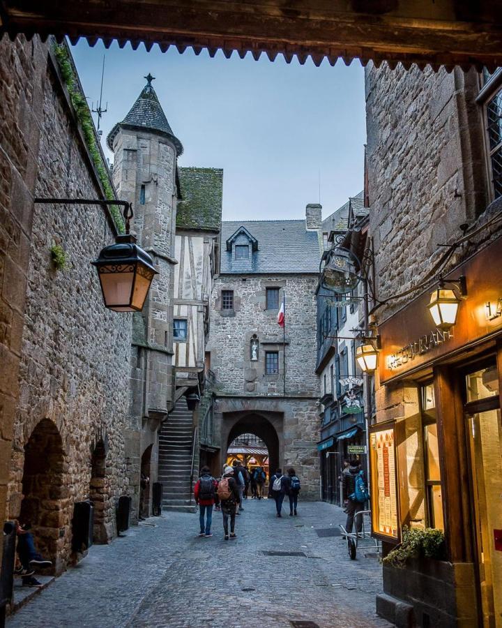 Lepetit Nid Du Mont Maison Normande Proche De La Baie Du Mont Saint Michel Pontorson Kültér fotó