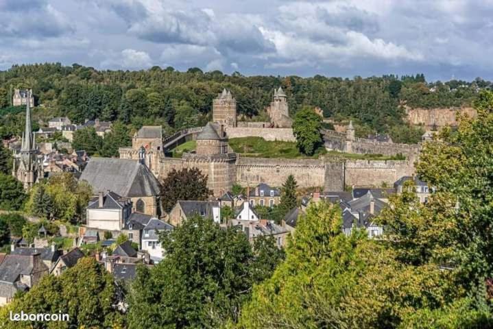 Lepetit Nid Du Mont Maison Normande Proche De La Baie Du Mont Saint Michel Pontorson Kültér fotó