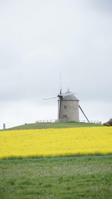 Lepetit Nid Du Mont Maison Normande Proche De La Baie Du Mont Saint Michel Pontorson Kültér fotó