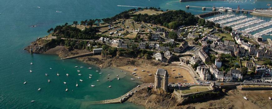 Lepetit Nid Du Mont Maison Normande Proche De La Baie Du Mont Saint Michel Pontorson Kültér fotó